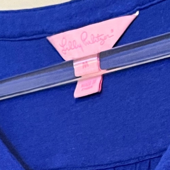 Lily pulitzer stretchy and smooth medium size top - Picture 7 of 9